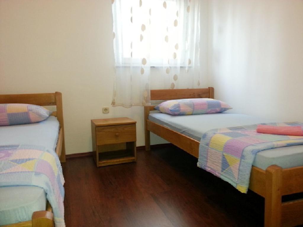 Apartments Mislav Novalja Rom bilde