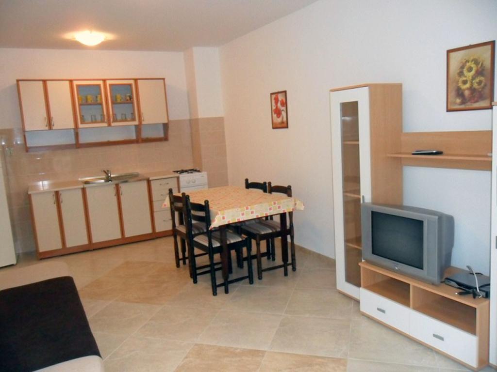 Apartments Mislav Novalja Rom bilde